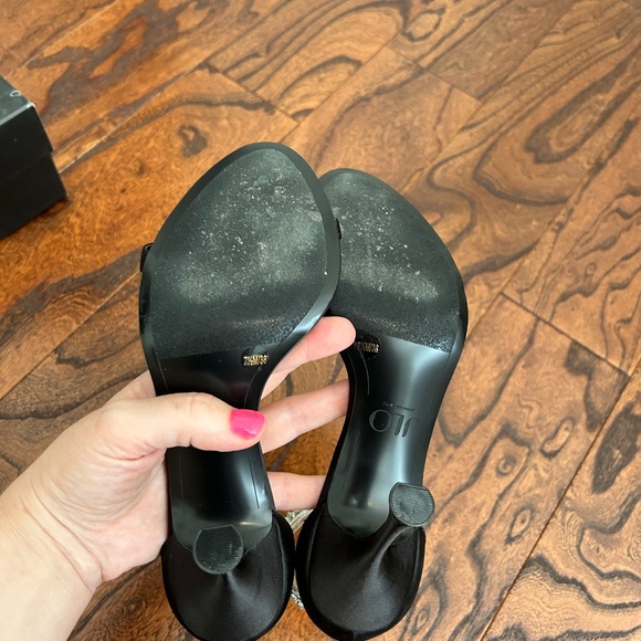 CLOSET CLOSING Jlo Jennifer Lopez x REVOLVE Avenue Sandal in Black Sz 7.5 - Picture 6 of 7